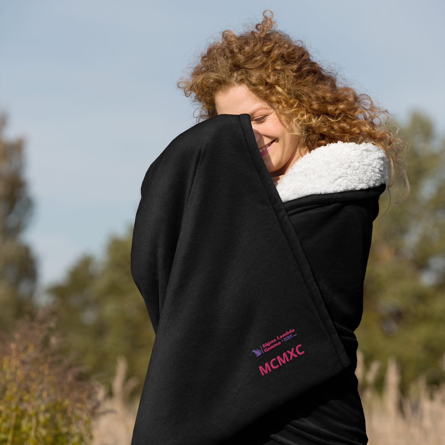 Distinct Sherpa Blanket