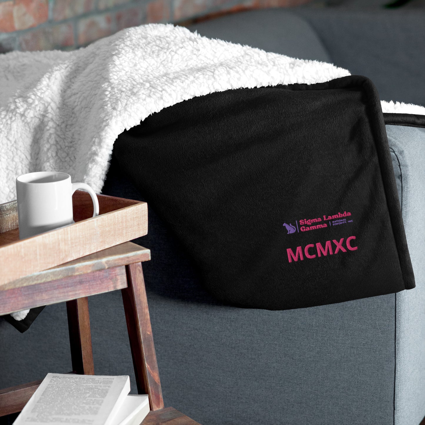 Distinct Sherpa Blanket
