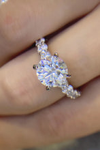 Load image into Gallery viewer, 2 Carat 4-Prong Moissanite Ring
