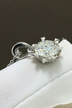 Load image into Gallery viewer, Looking At You 2 Carat Moissanite Pendant Necklace
