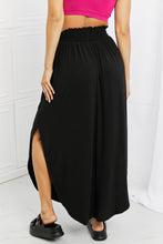 Load image into Gallery viewer, Zenana It&#39;s My Time Full Size Side Scoop Scrunch Skirt in Black
