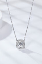 Load image into Gallery viewer, 1 Carat Moissanite Flower Shape Pendant Chain Necklace
