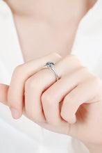Load image into Gallery viewer, 1.5 Carat Moissanite Adjustable Ring
