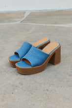 Load image into Gallery viewer, Weeboo Essential Platform Heel Sandals
